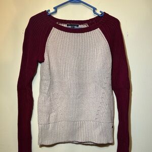 American Eagle Outfitters Maroon and Beige Sweater